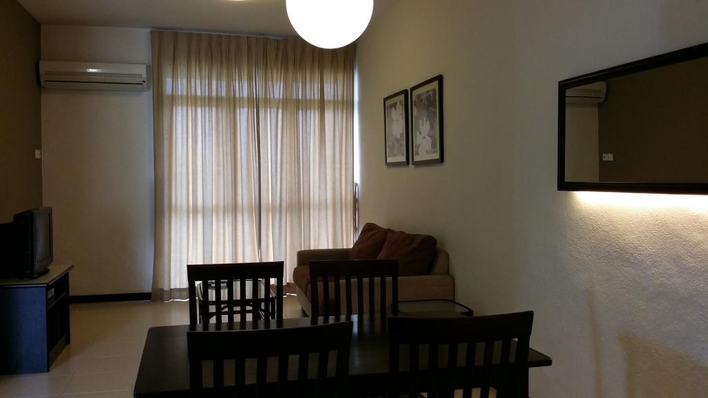 Jean Cleancomfy Apt Near Beach Бату-Феррінгі Номер фото